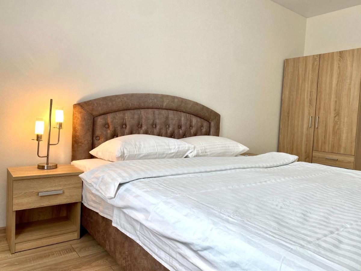 Apartpoltava Стильні 2-Кімн Апартаменти Біля Пд "Листопад" Закрита Парковка, Чек Прро Ngoại thất bức ảnh