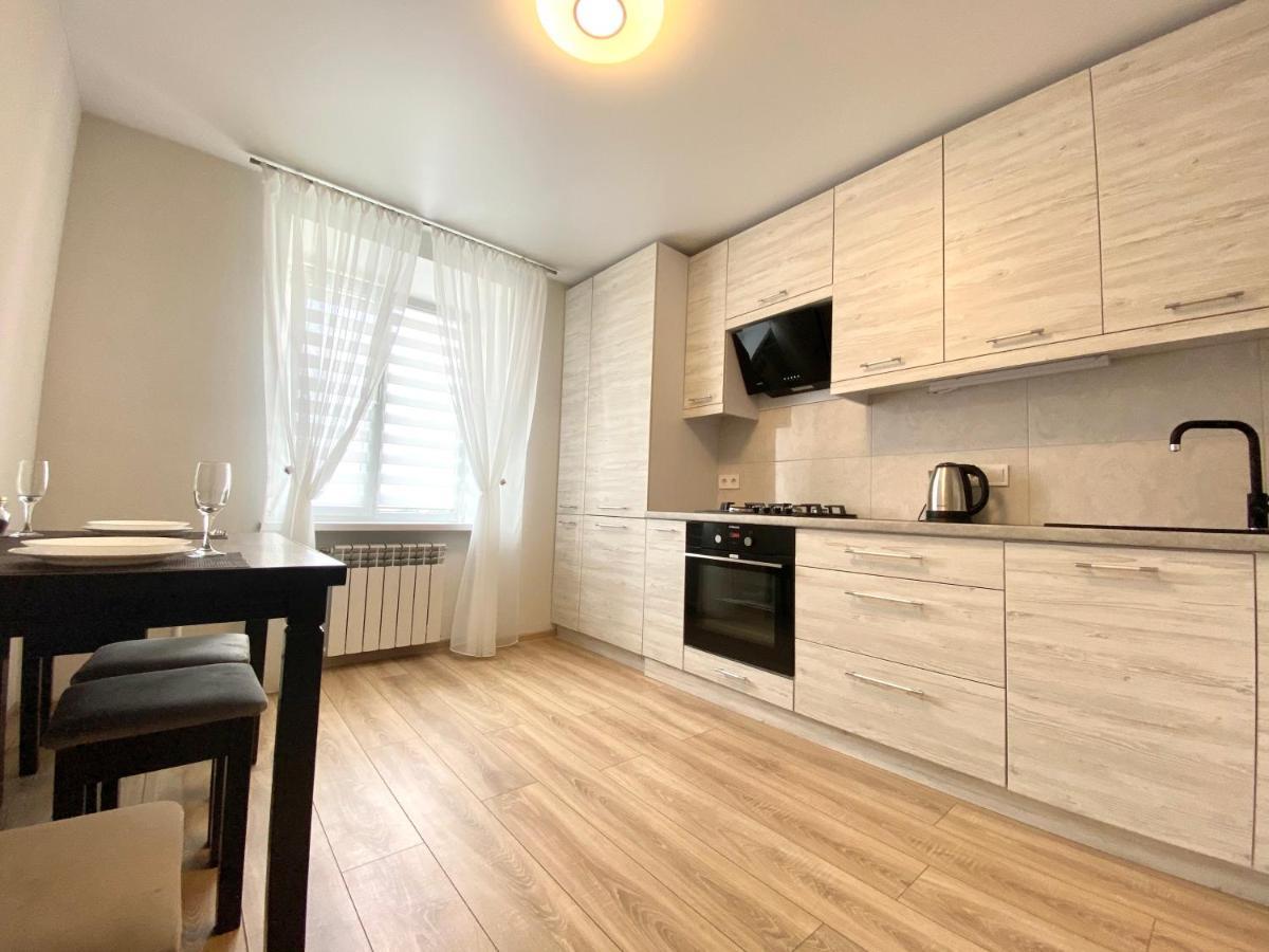 Apartpoltava Стильні 2-Кімн Апартаменти Біля Пд "Листопад" Закрита Парковка, Чек Прро Ngoại thất bức ảnh